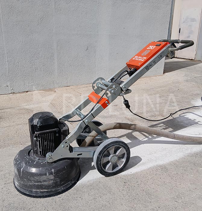 Pulidora PG 450 de Husqvarna para la preparación profesional de superficies