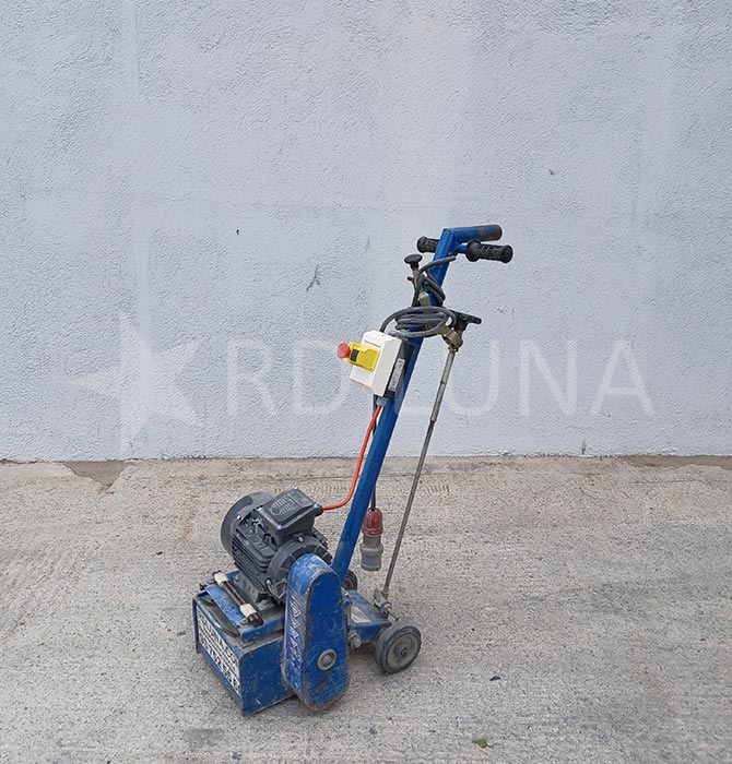 Fresadora de suelos BMP 200